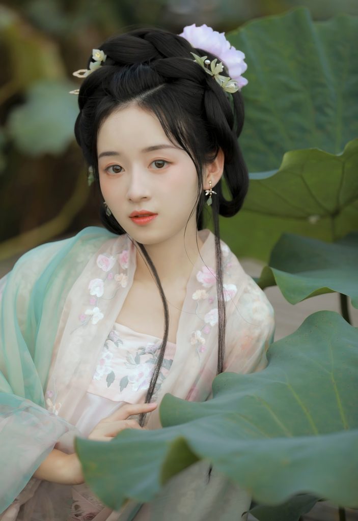 荷韵 - 作品作品 5/8 - 易姝专业作品摄影