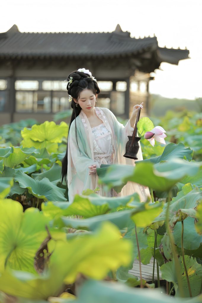 荷韵 - 作品作品 8/8 - 易姝专业作品摄影